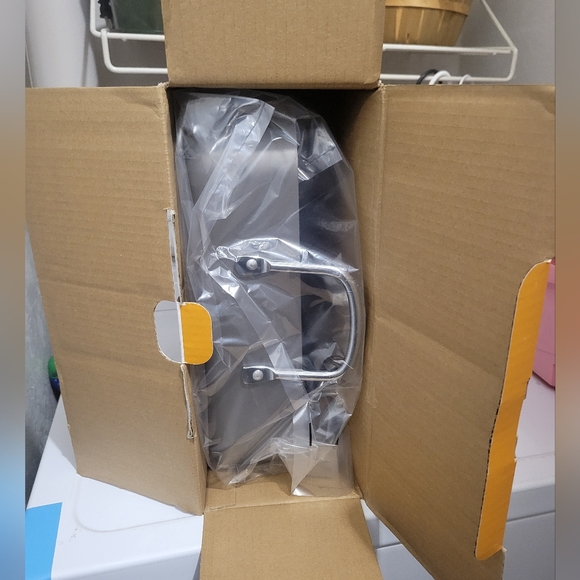 Our Table Roaster w/ Rack - Picture 6 of 7